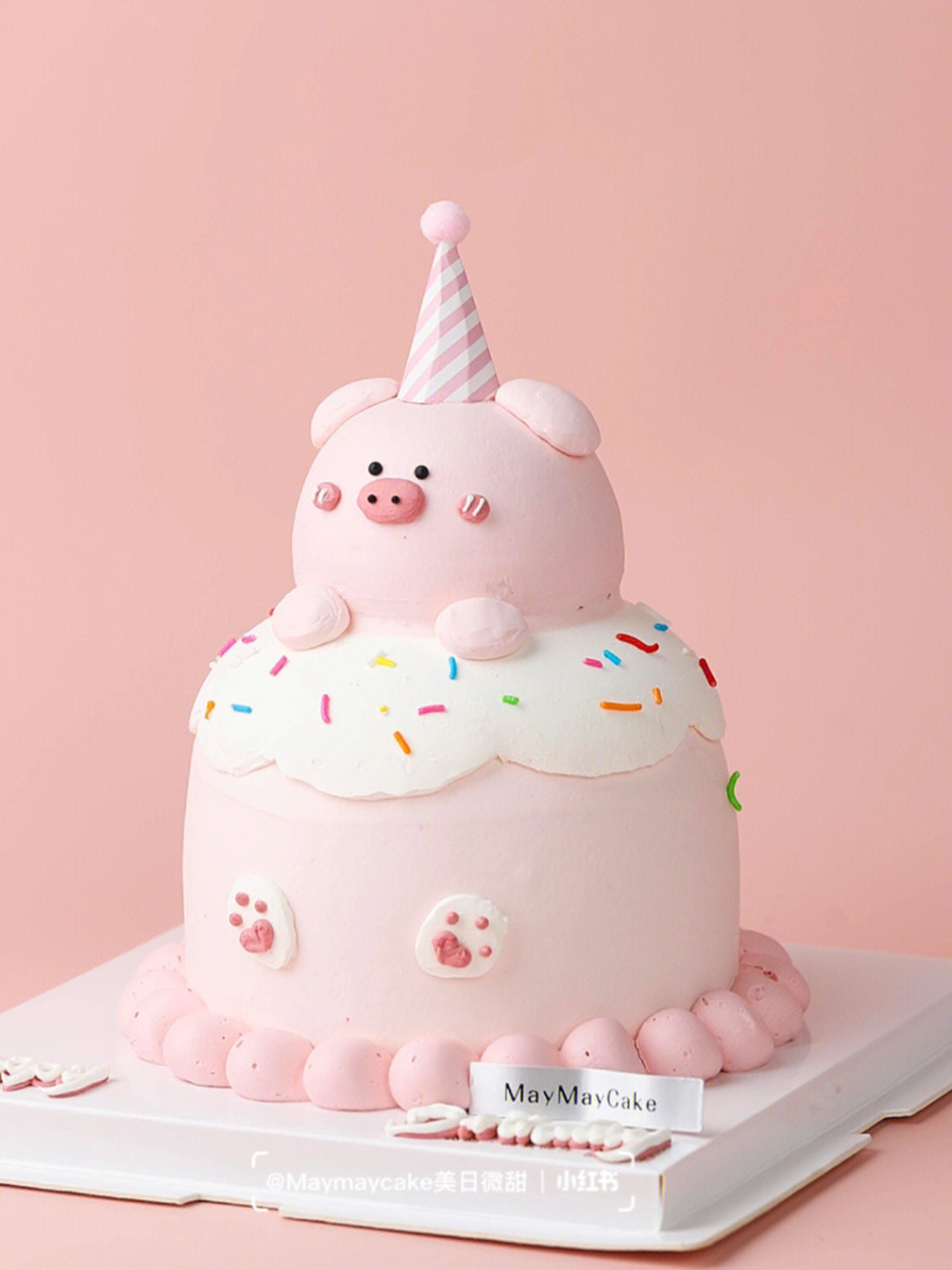 客订款双层粉色生日小猪蛋糕