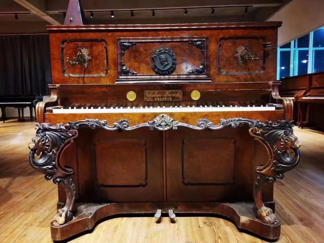 1851年手工琴
