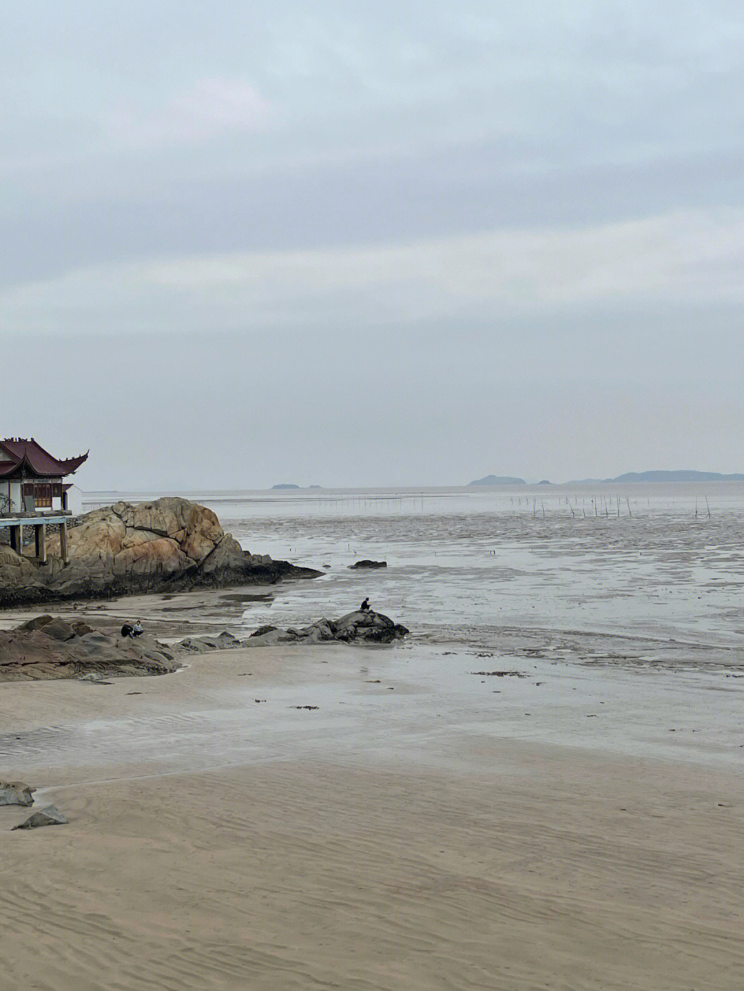 拍摄地点:温州平阳西湾金沙滩,一个开发ing的地方西湾是目的地,但金