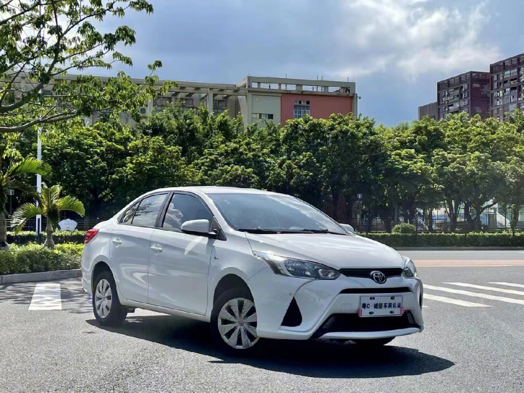 到店:18年丰田yaris l 致享 1.5e cvt魅动版