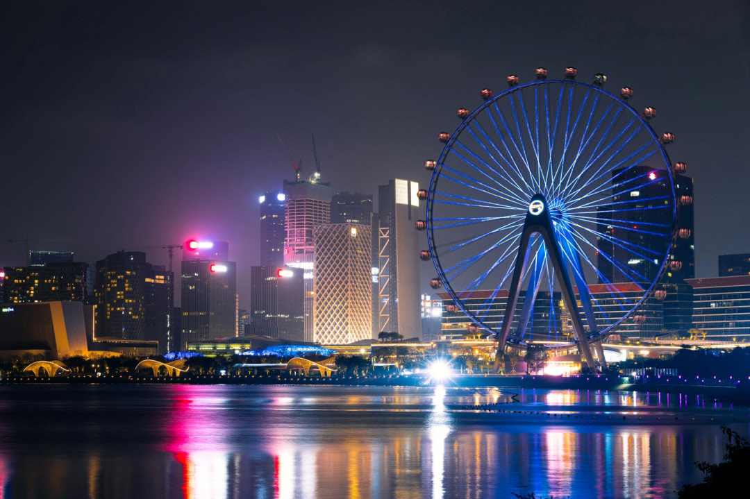 夜景湾区之光摩天轮