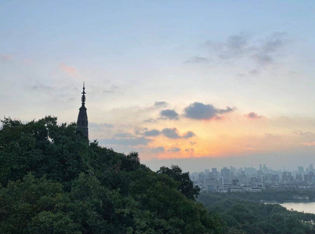 宝石山看日出