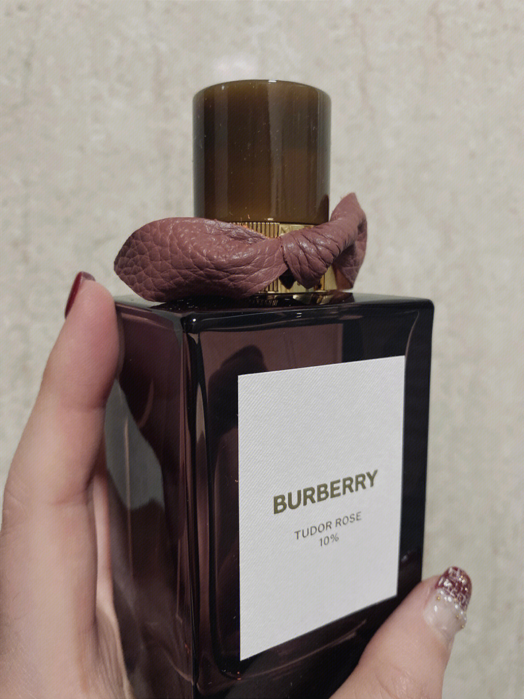 burberry高定香系列都铎玫瑰|香水中的女爵