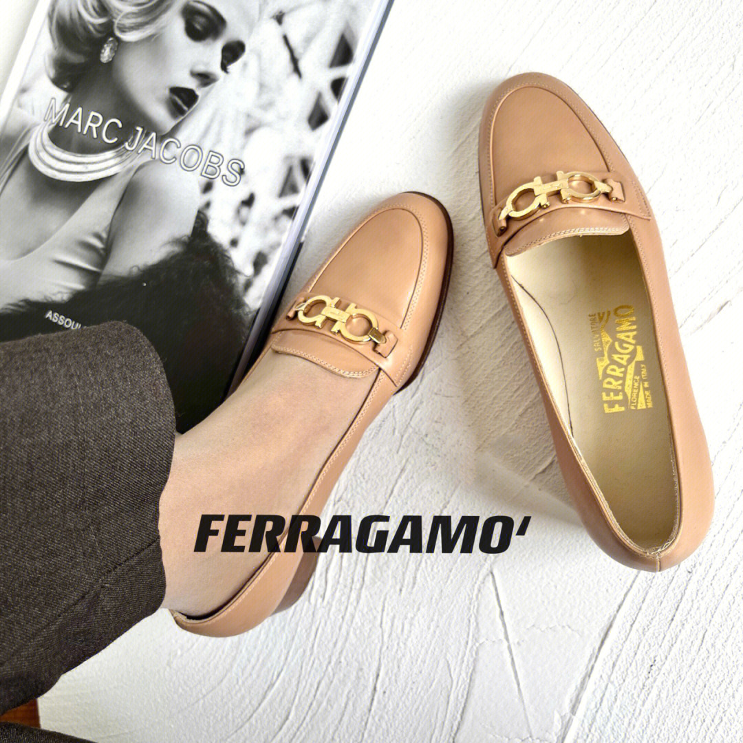 ferragamo菲拉格慕中古鞋金扣乐福鞋