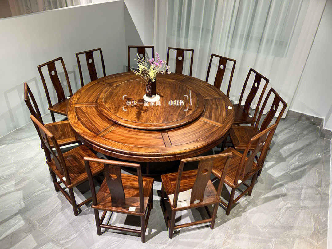 原木餐桌乌金木2米圆桌12椅子