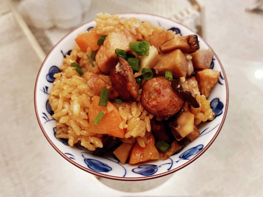 芋头闷饭电饭煲