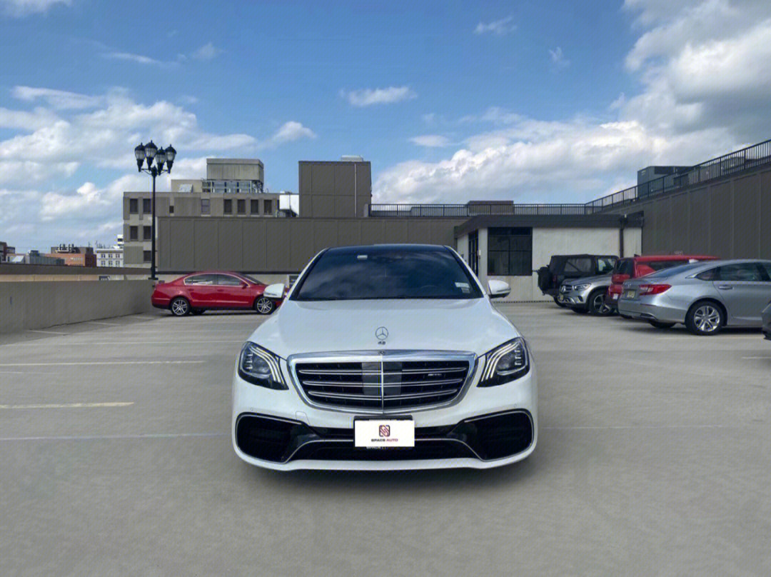 现车2018奔驰s63amg