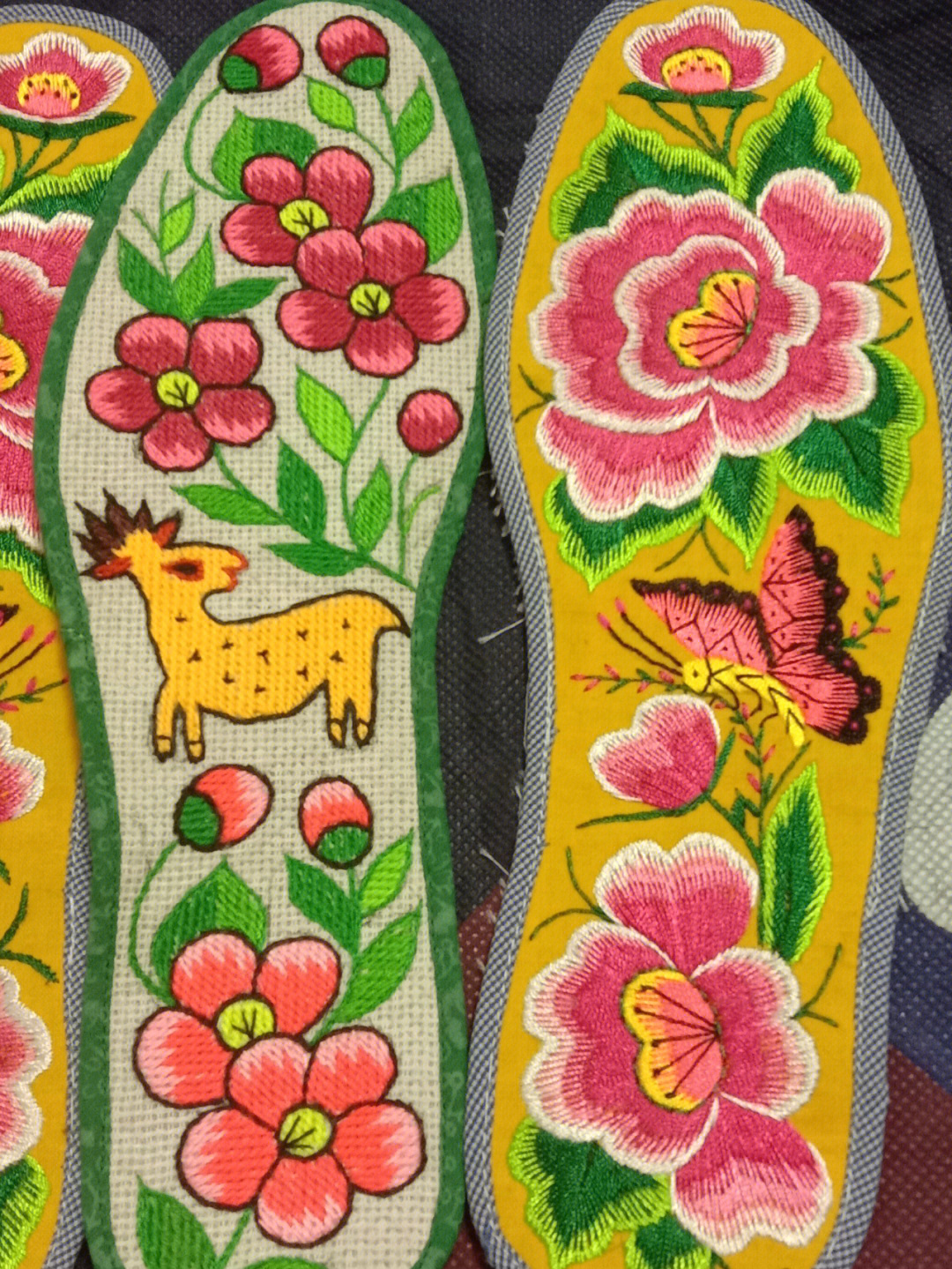 手工鞋垫来自民间艺术