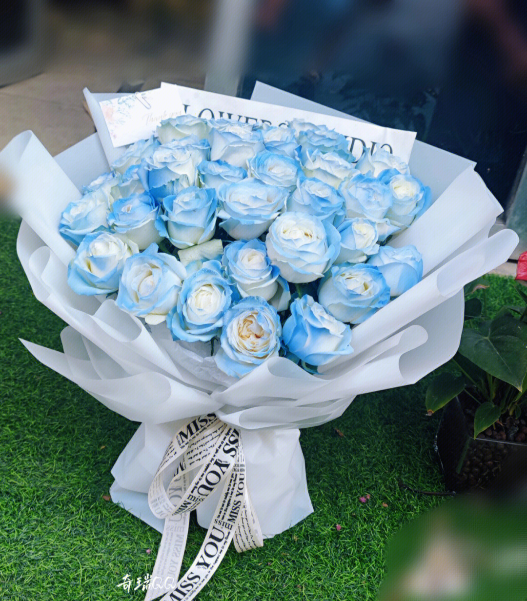 蓝玫瑰花束图片款式,蓝玫瑰花束图片_大山谷图库