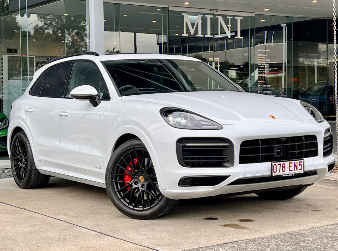 2022porschecayennegts