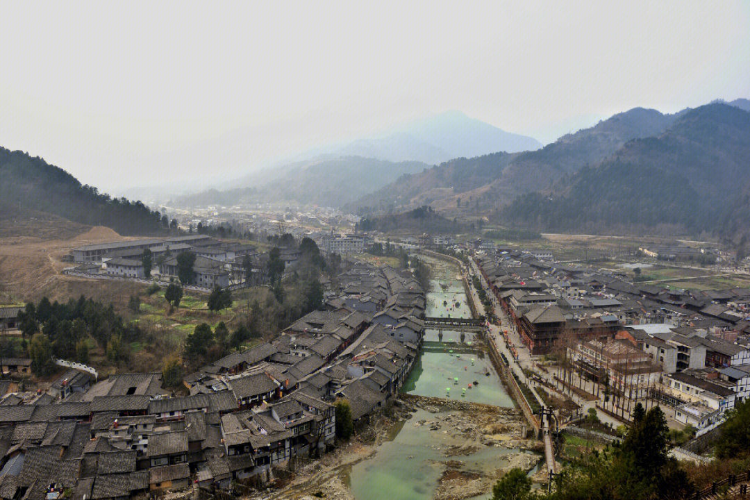 青木川,陕西,四川,甘肃三省交界的一处古镇,大山之中,曾经鸡鸣闻三省