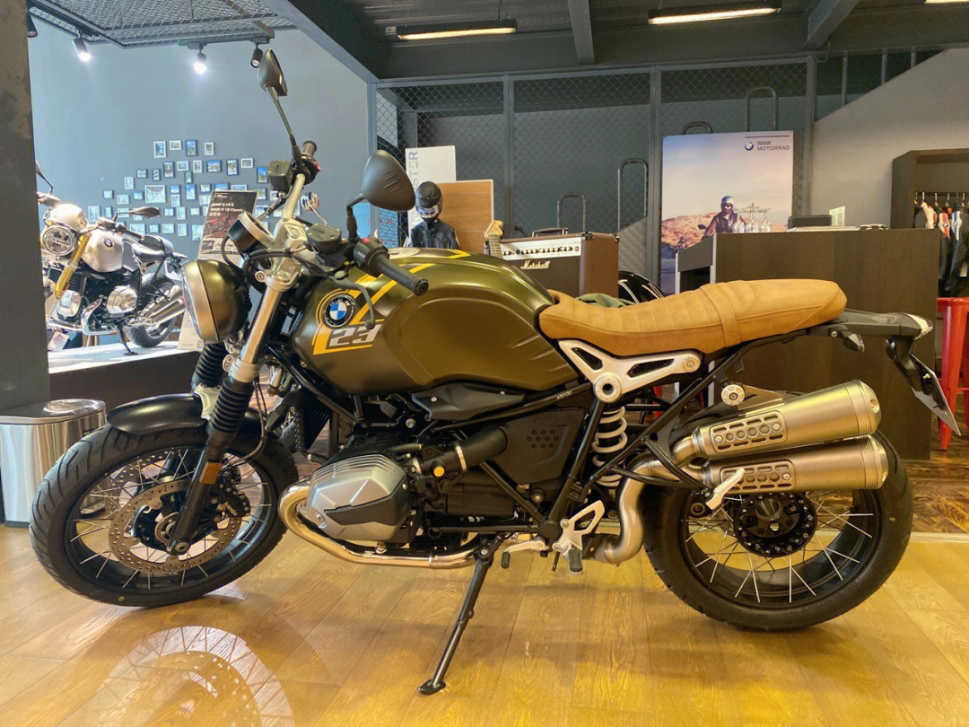 bmwninetscrambler2021新款宝马拿铁攀爬