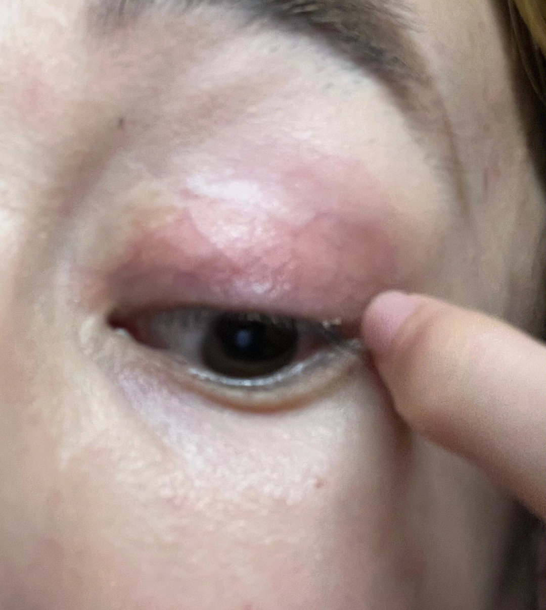 这个睫毛贴的我要发疯好难
