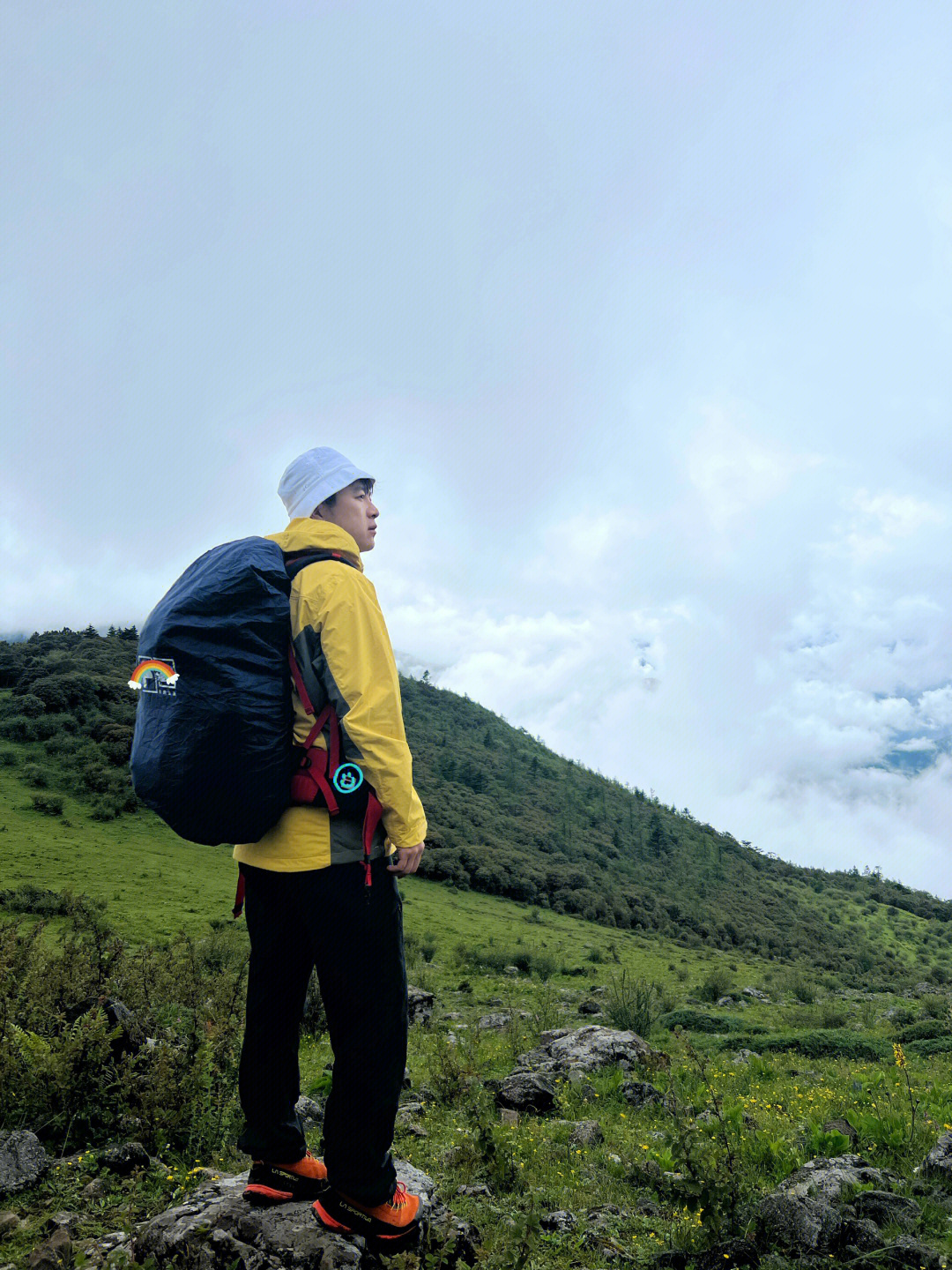 别坐索道去玉龙雪山了，跟我徒步上山吧