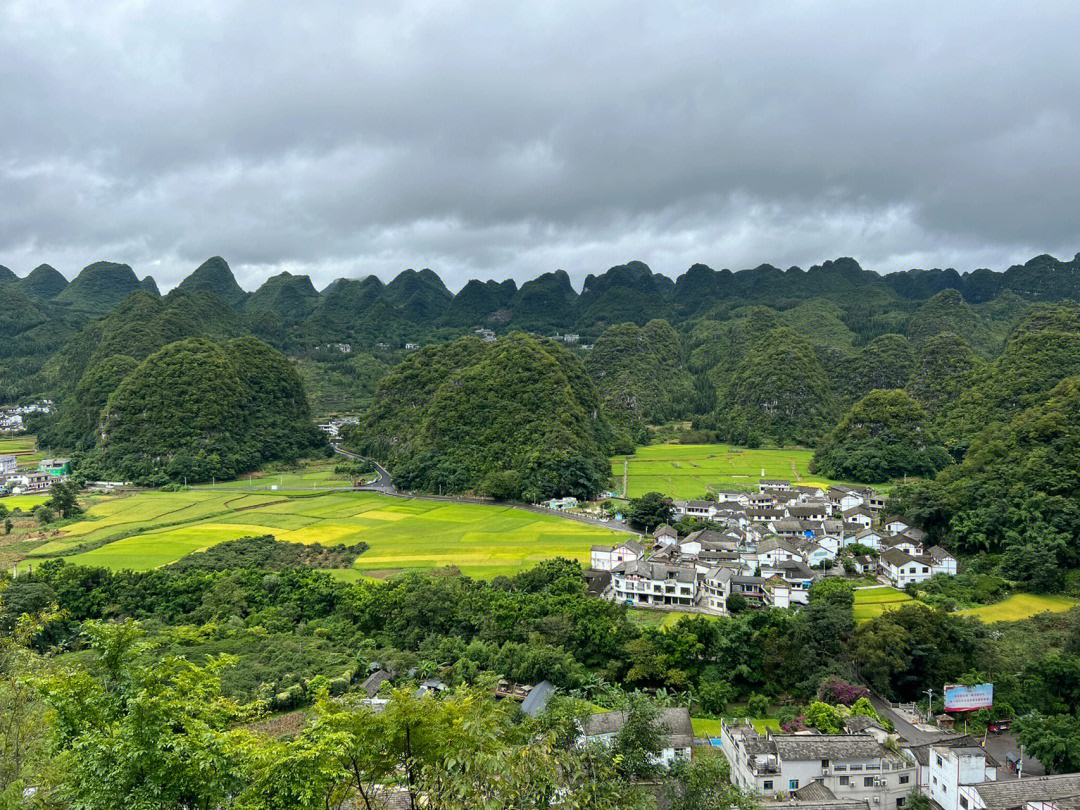 贵州兴义万峰林|无滤镜的万座山峰