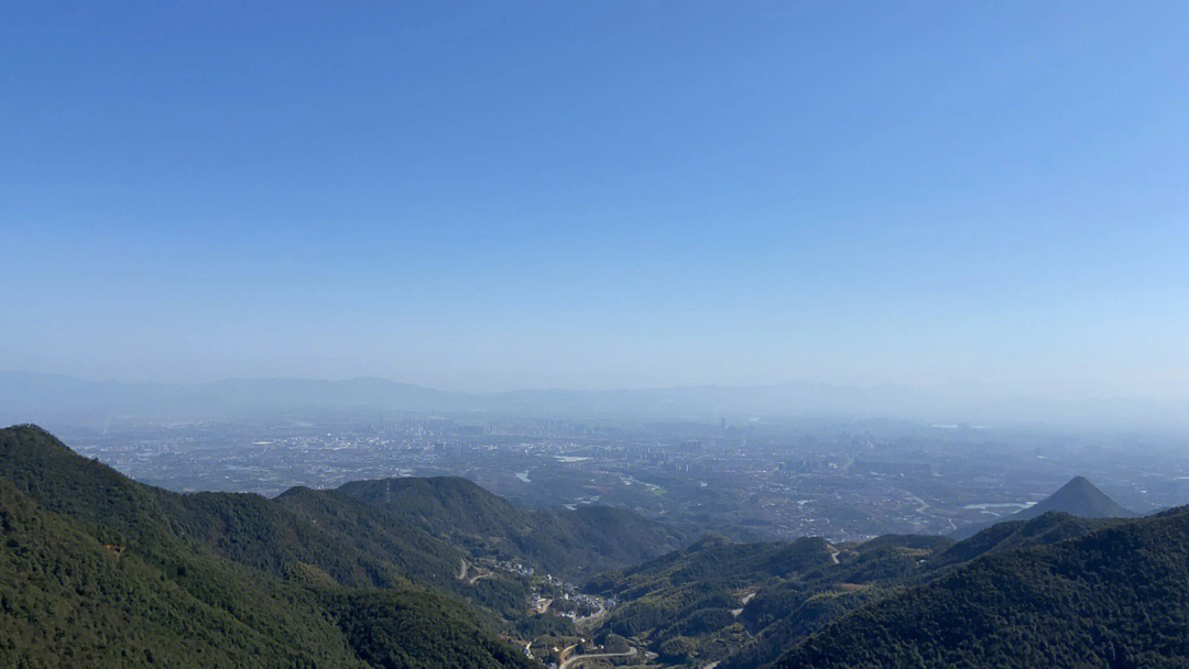 第三次出行金华北山,大概是许久未爬山了,突发奇想想着去山顶拍日落.