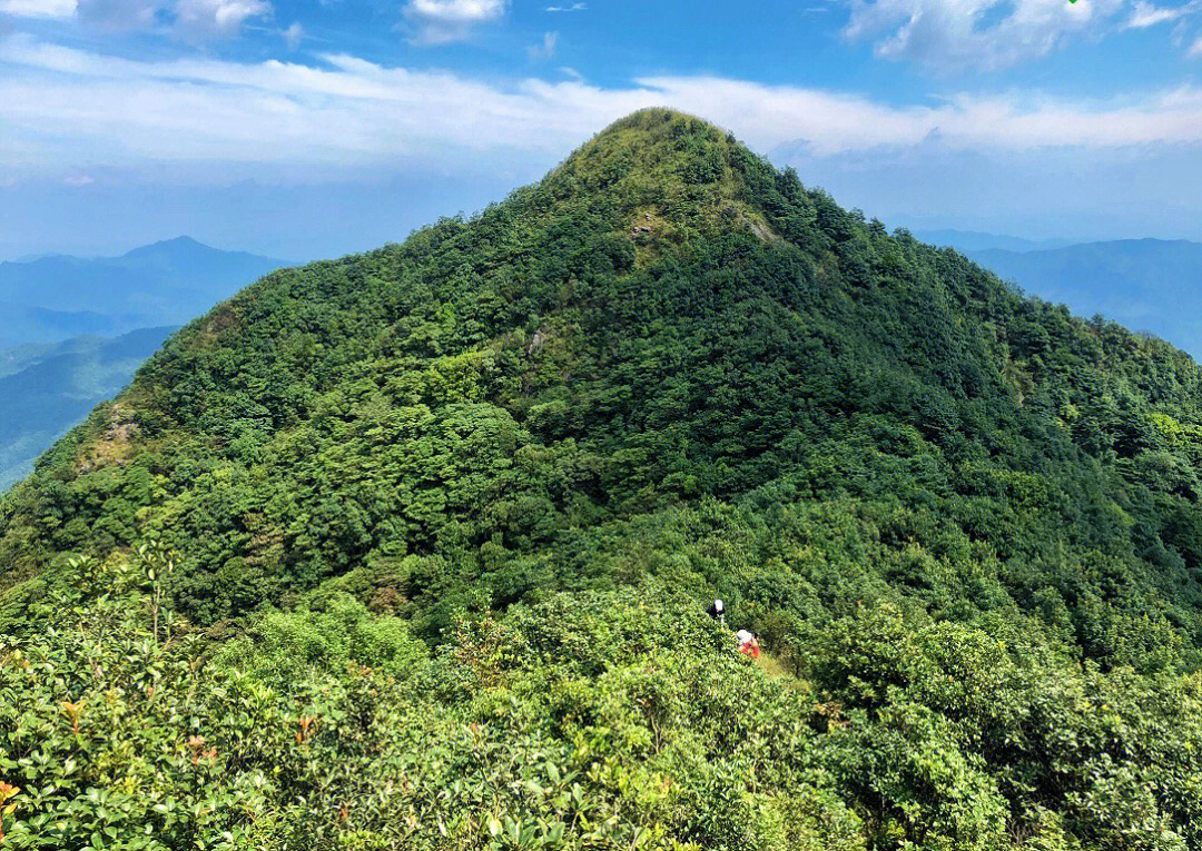 58日爬山活动从化第七高峰三角山1日游