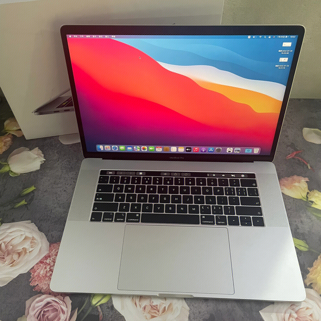 2018款15寸macbook pro i7 16g 256g