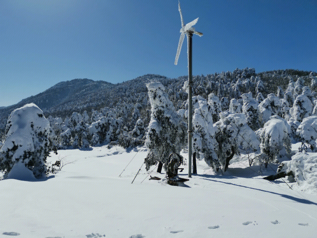 20220224封山后的百丈岭大雪消融见人心