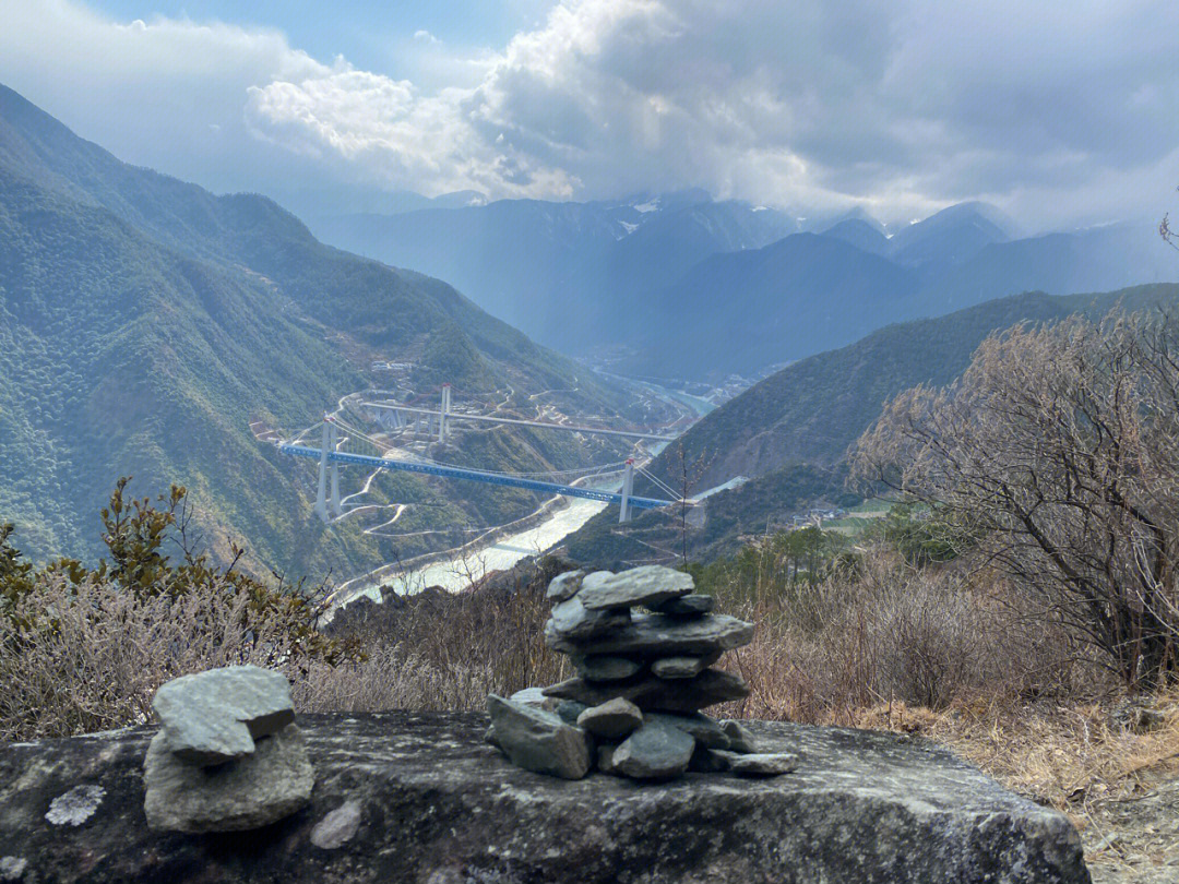 虎跳峡高路徒步