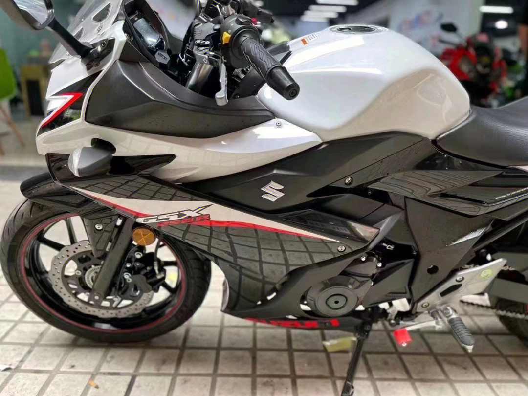 铃木gsx25020800